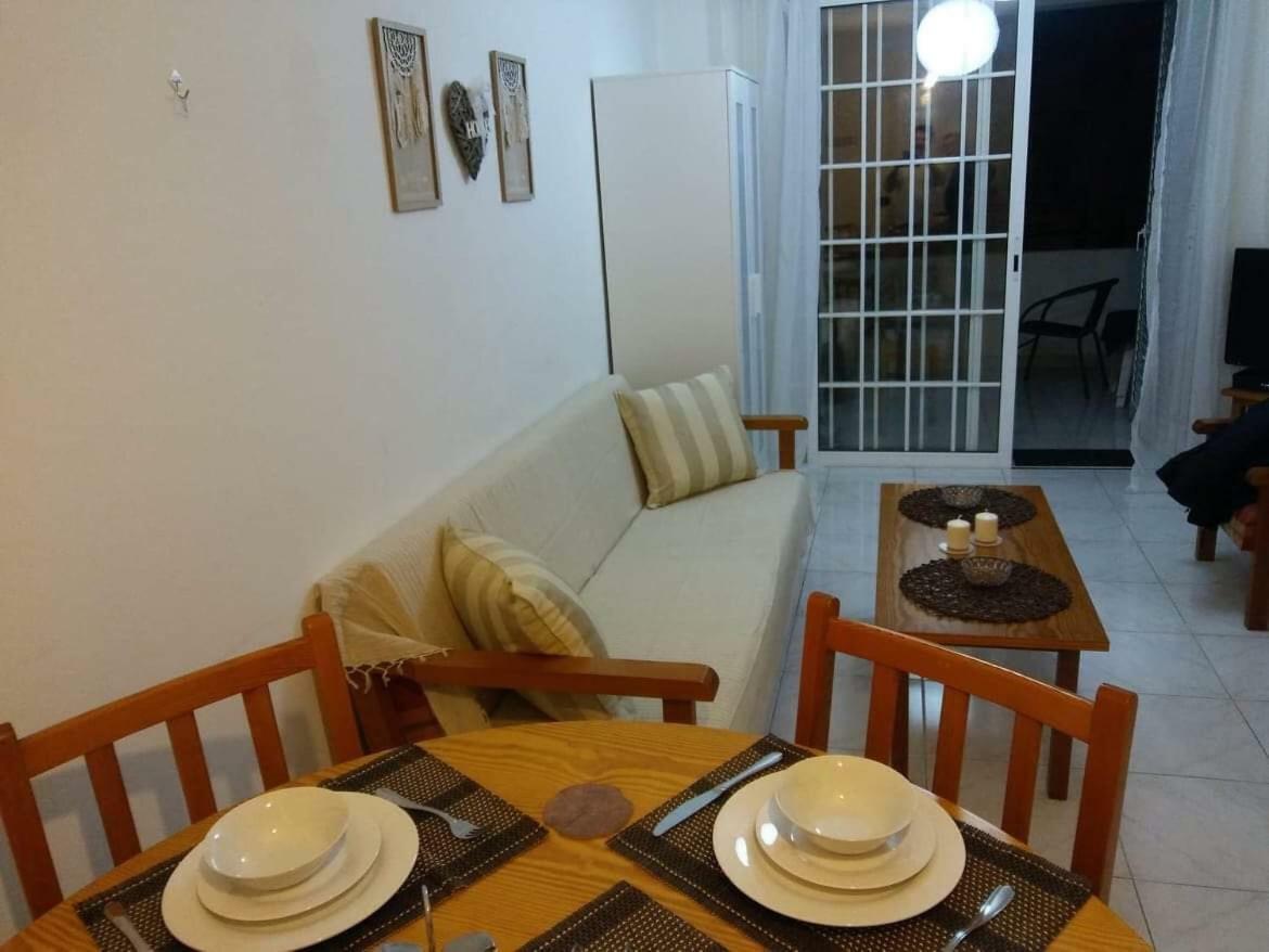 Welcome House Hotel Larnaca Esterno foto