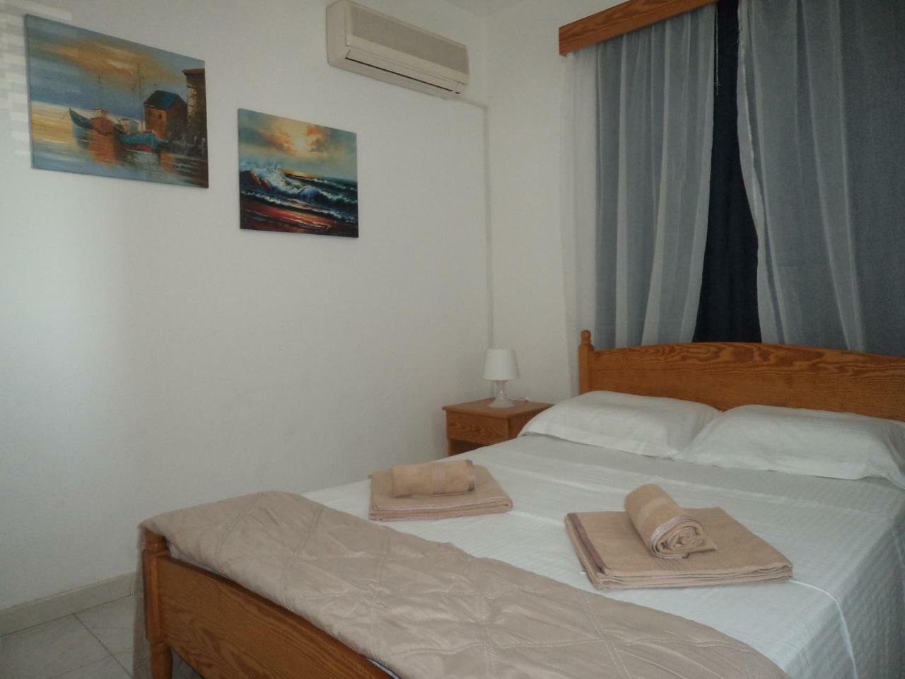 Welcome House Hotel Larnaca Esterno foto