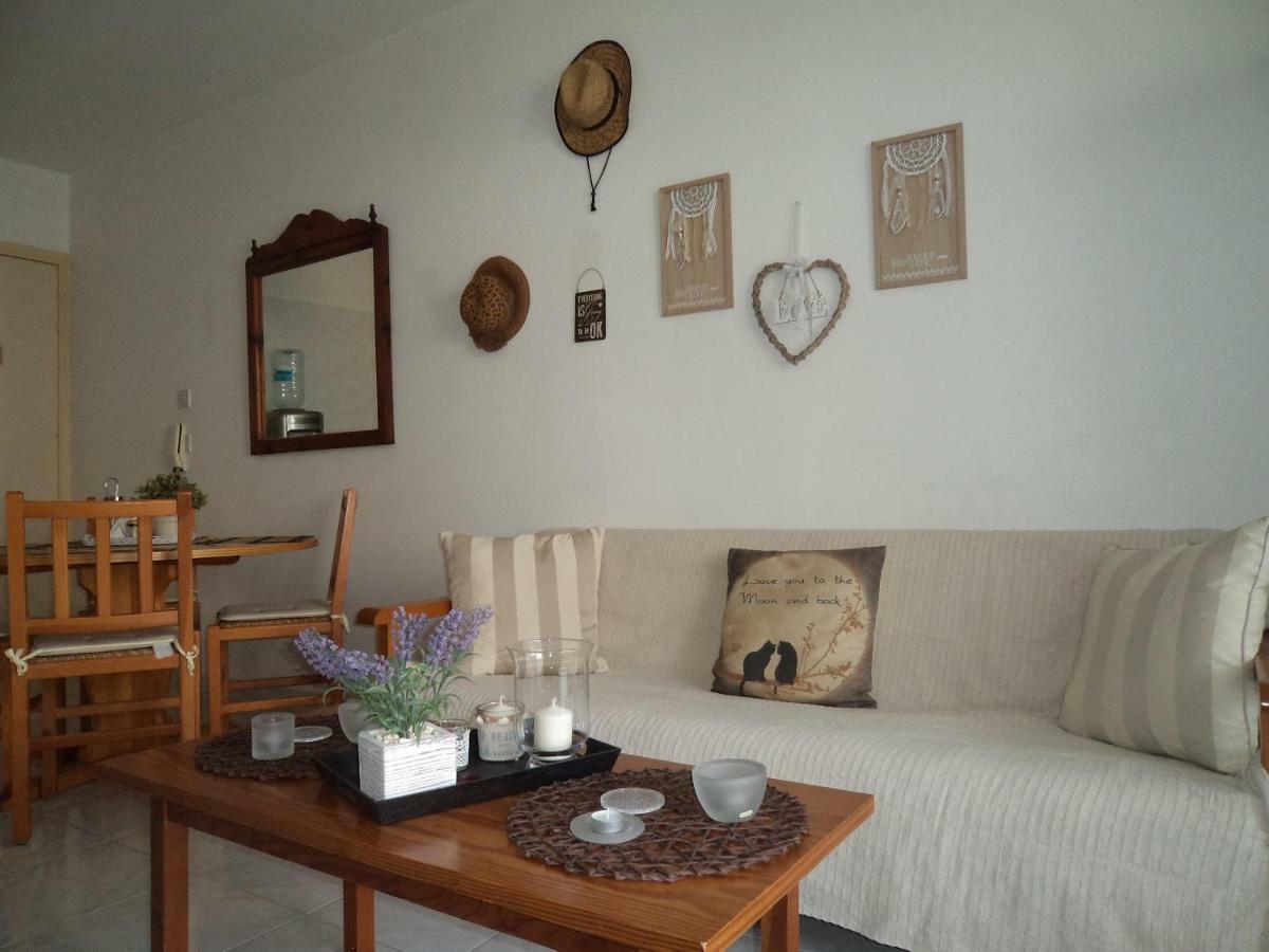 Welcome House Hotel Larnaca Esterno foto